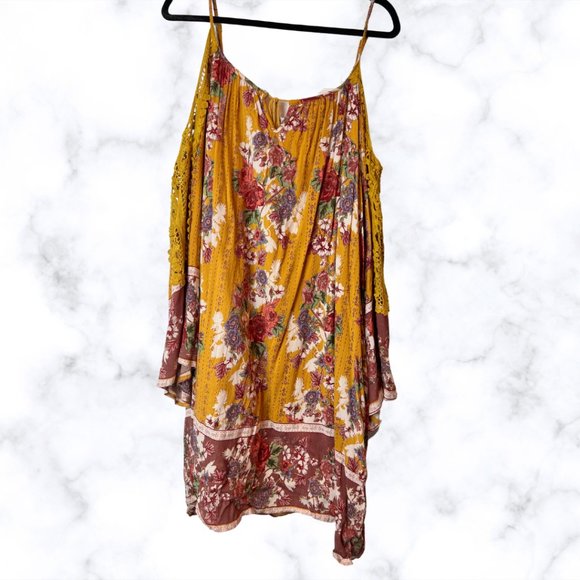 Curvy Sense Cold Shoulder Crochet Sleeve Floral Dress 2X - Picture 2 of 4